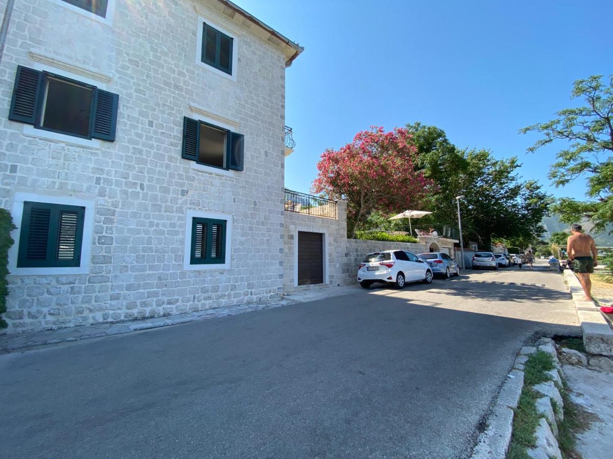 Apartments Marijaz Котор Екстер'єр фото